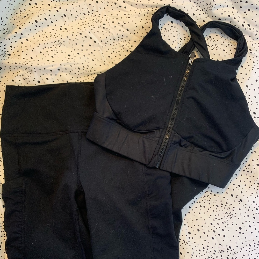 Trendy fabletics set